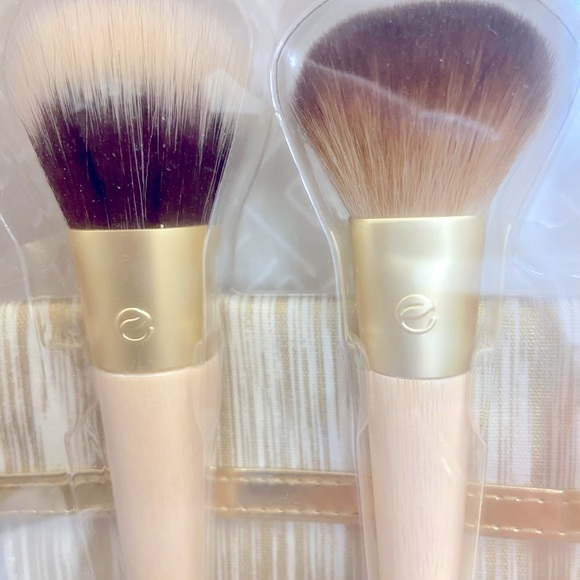 Ecotools Beautifully Bronzed 8-Piece Brush Set - Picture 6 of 7